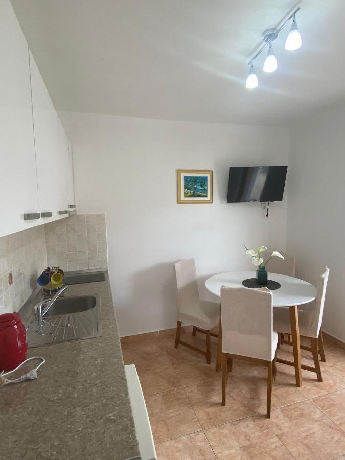 Studio Apartment Novak Čilipi エクステリア 写真