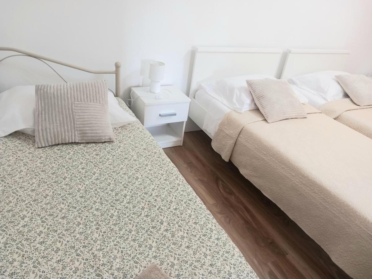 Studio Apartment Novak Čilipi エクステリア 写真
